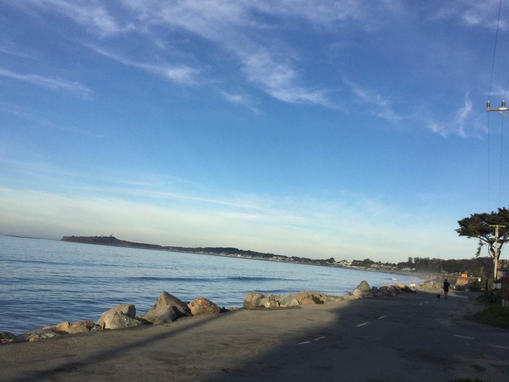 The Oceanfront Stay On Miramarbeach Hmb El Granada Экстерьер фото