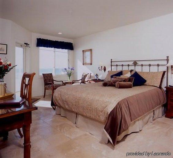 The Oceanfront Stay On Miramarbeach Hmb El Granada Номер фото